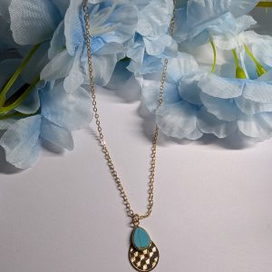 collier doré et turquoise