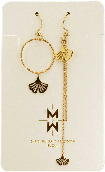 Boucles d'oreilles dépareillées en forme de feuille de ginkgo