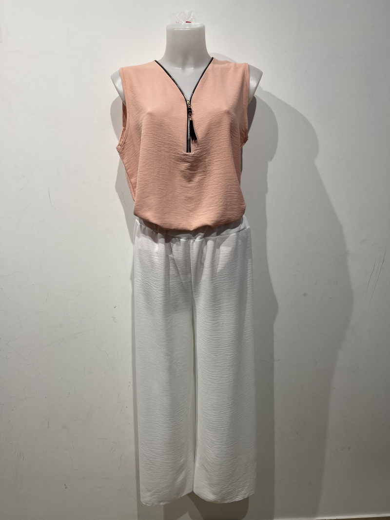 ensemble haut rose + pantalon blanc