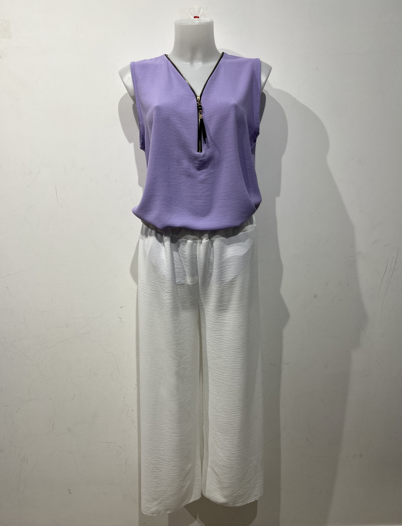 ensemble haut mauve + pantalon blanc
