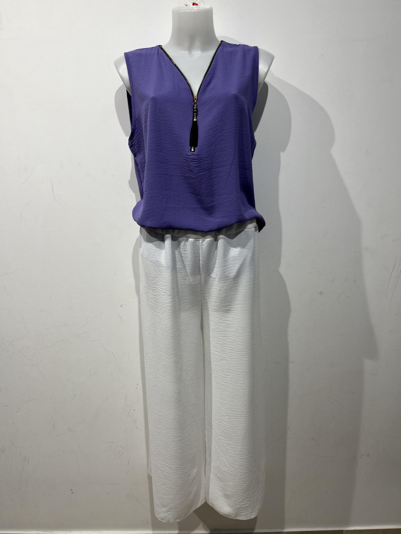ensemble haut violet + pantalon blanc