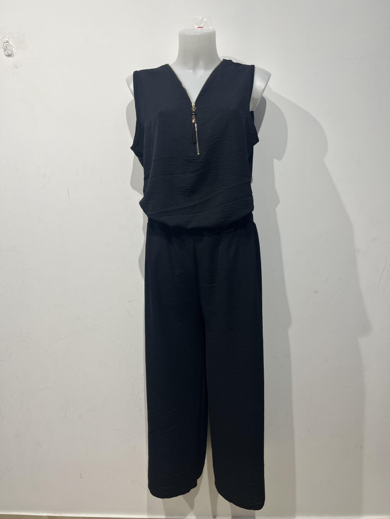 ensemble haut noir et pantalon noir