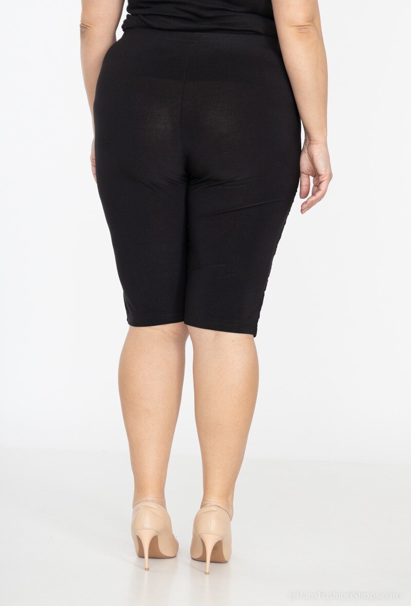 short en dentelle