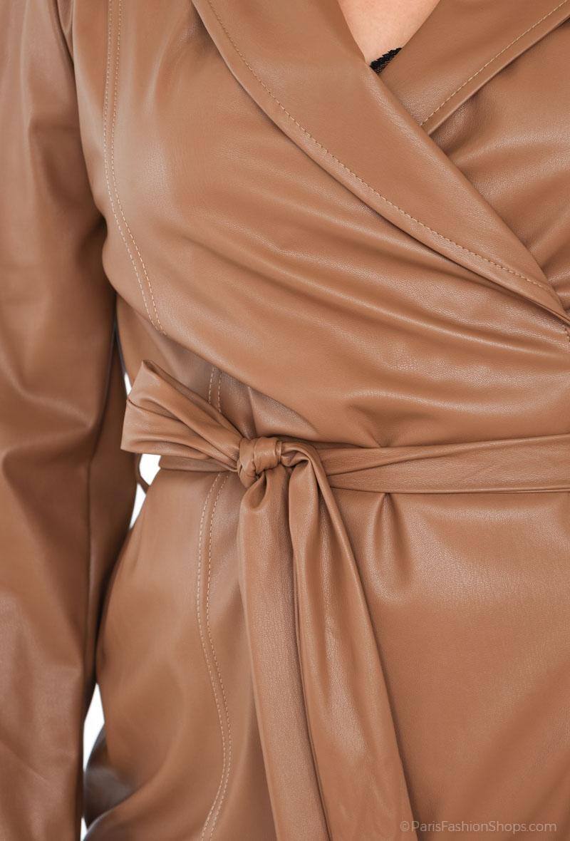 veste col à revers ceinturé zippé en cuir PU
