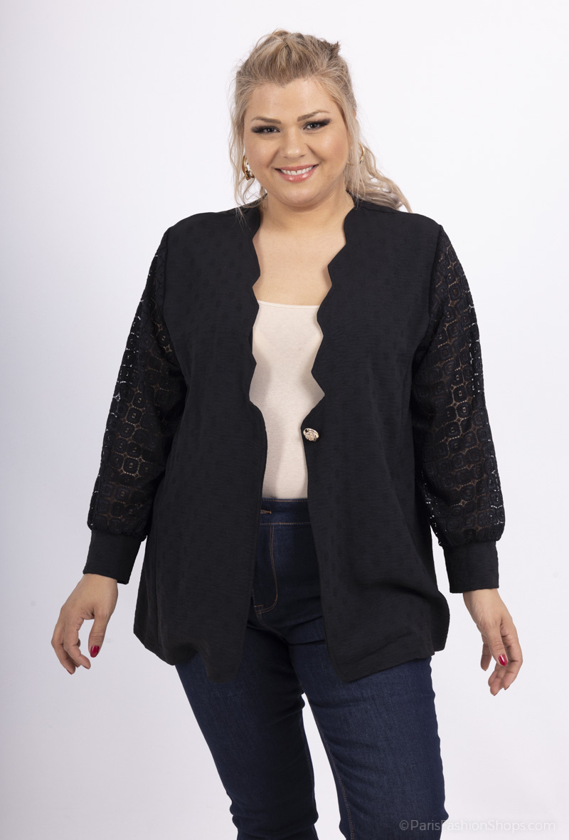 veste noir avec les manches en dentelle
