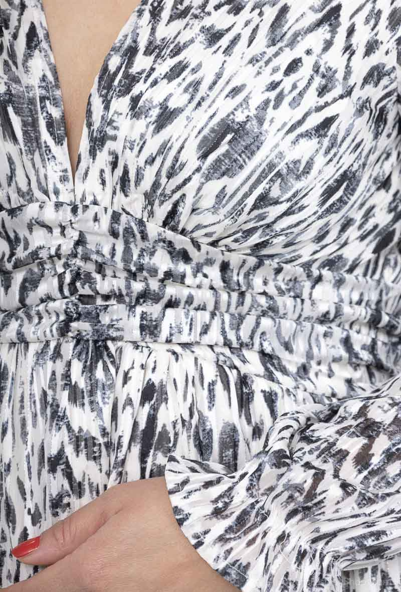 Robe Longue Blanche Femme Doublée – Motif Léopard Noir et Fils Argentés