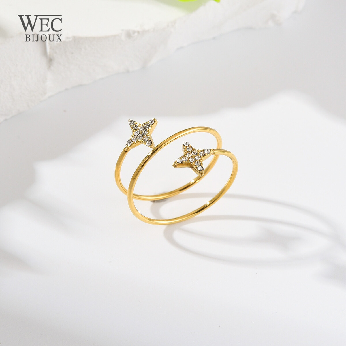 Bague Ajustable Finesse Deux Étoiles Scintillantes Acier