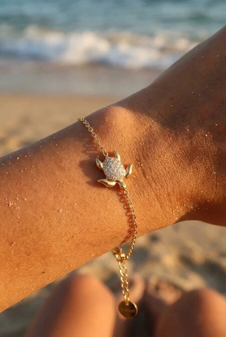 bracelet en acier inoxydable en or avec tortue en strass